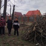 Партийцы провели экологический десант