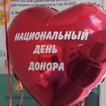 В Мурманске активисты Молодежного парламента сдали кровь в преддверии Дня донора