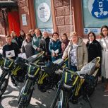 Четыре мотоцикла от Ассоциации медицинских сестер отправятся тюменским бойцам