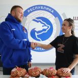 «Единая Россия» помогает волонтерам поддержать бойцов на передовой