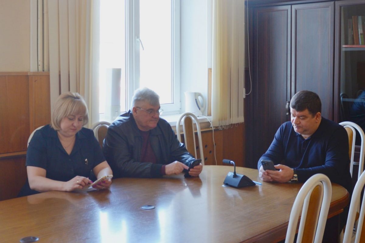Более 1000 воронежцев приняли участие в просветительской акции «Единой России» «Диктант ЖКХ»