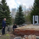 По народной программе в Ржаксинском округе до 1 мая реконструируют мемориал воинам, погибшим в годы Великой Отечественной войны