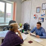 Мать погибшего участника СВО обратилась за помощью к краевому депутату Александру Захарову