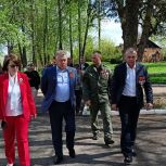 Николай Воробьёв совместно с коллегами проверили благоустройство парка в Белеве