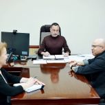 Депутат ЗСК Виктор Тепляков провёл приём граждан в Сочи