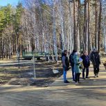 Валентин Лаппо проверил ход работ по благоустройству «Пешеходной зоны к Экопарку «Заречный»