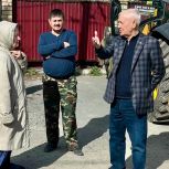 Депутат Виталий Рыльских фракции «Единая Россия» помог жительнице поселка Смолино с благоустройством