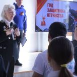 В городе Семи лиственниц прошла Международная акция «Георгиевская ленточка»