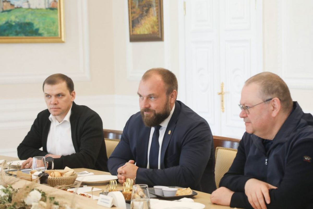 В Пензе предприниматели и представители власти обсудили вопросы развития региона