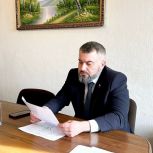 Депутат «Единой России» Антон Шаронов рассмотрел обращения жителей Иссинского района