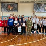Партийцы поздравили победителей спартакиады школьников, посвященной участникам СВО