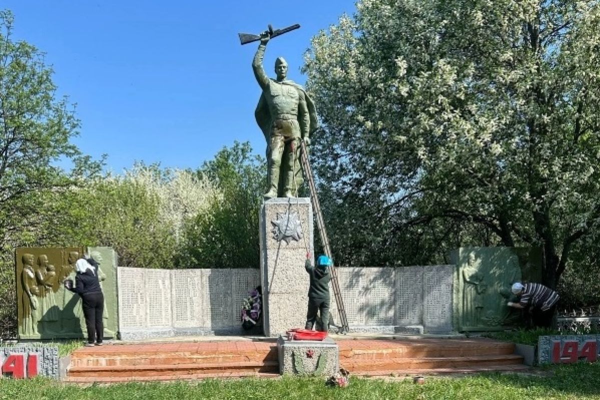 В Большеигнатовском районе отреставрировали памятник погибшим в годы ВОВ