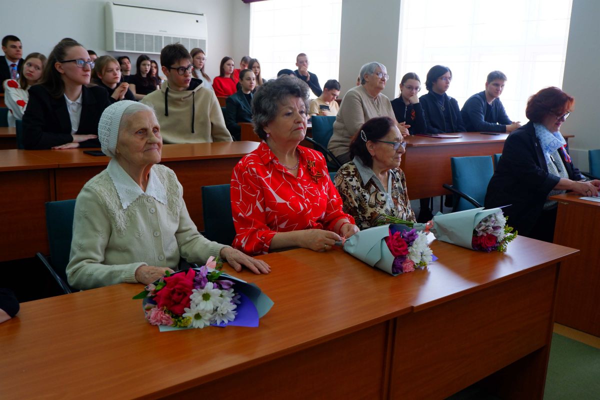 В Сыктывкаре рассказали о роли женщин в годы Великой Отечественной войны