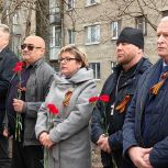 В Няндоме Архангельской области при поддержке «Единой России» увековечили память Героя СВО