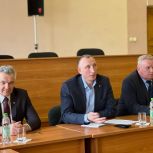 Вопросы реорганизации центральной районной больницы обсудили в Дедовичах