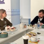 Руководитель центрального межрегионального координационного совета «Единой России», депутат Госдумы Андрей Парфенов пообщался с кандидатами-молодогвардейцами предварительного голосования на выборы в Тамбовскую городскую думу