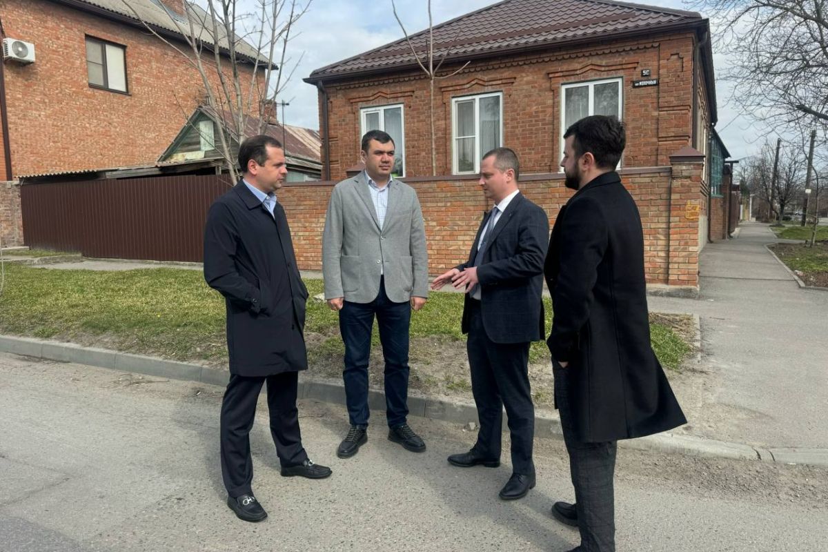 Депутат «Единой России» Раджив Мирзалиев оценил качество дорог в Пролетарском районе Ростова-на-Дону