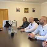 "Единая Россия" помогает людям на постоянной основе