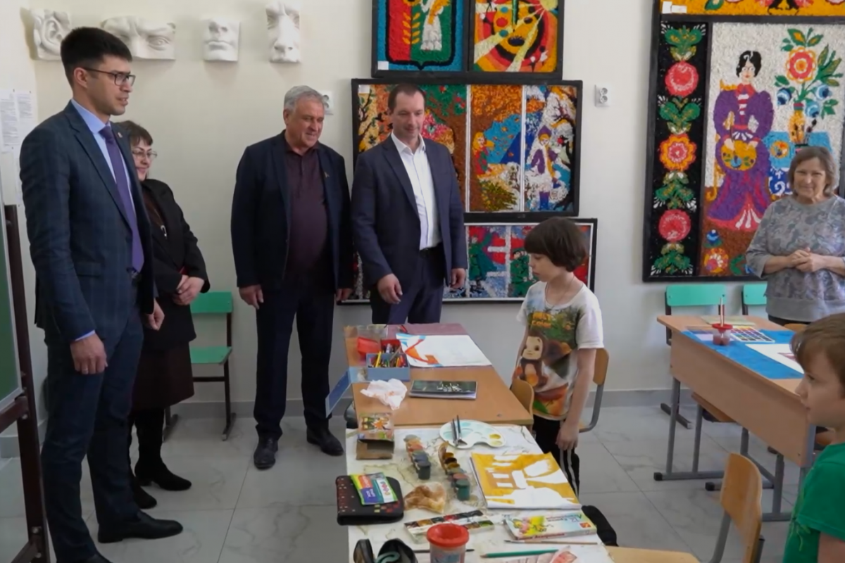 После капитального ремонта в Добринском округе открыли детскую школу искусств