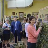 Панков поблагодарил волонтеров Заводского района за помощь бойцам СВО