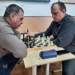 «Единая Россия» в Кировском округе провела традиционный шахматный турнир