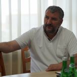 Депутат-единоросс из Кизилюрта Омар Кураев поддержал пострадавших в Дагестане