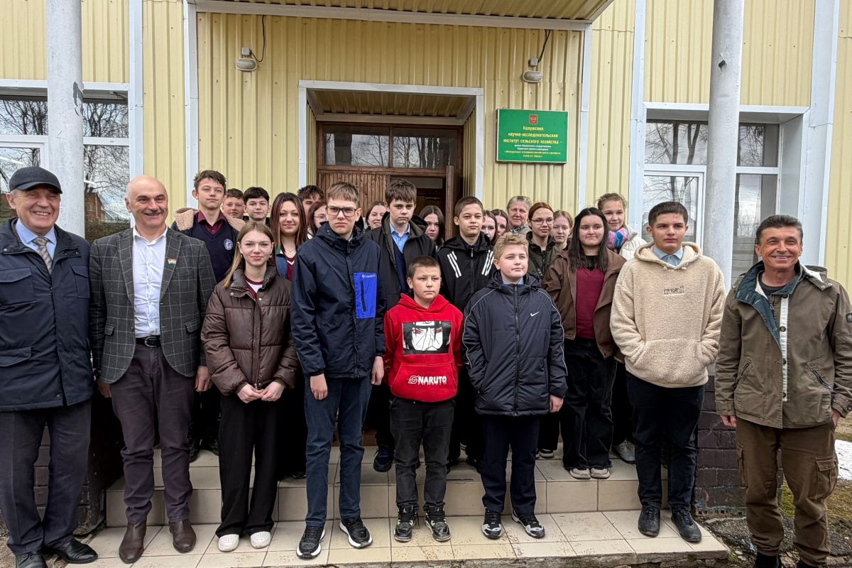 Учащиеся агрокласса Малоярославецкого округа познакомились с современными технологиями производства в АПК