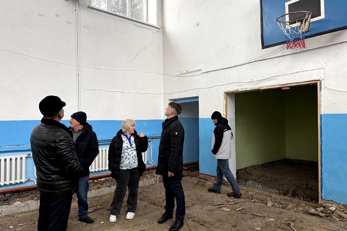 В Хабарском и Немецком национальном районах капитально отремонтируют четыре школы