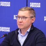 Владимир Якушев: Волонтёры «Единой России» при необходимости готовы помогать МЧС ликвидировать последствия разлива нефти рядом с Туапсе