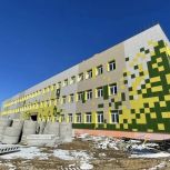 В Коношском районе продолжается строительство нового здания школы