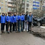 Молодогвардейцы помогли ликвидировать последствия атаки БПЛА в Ельце