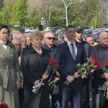 Единороссы почтили память ликвидаторов аварии на Чернобыльской АЭС