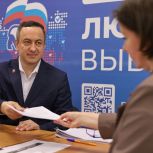Михаил Каракоз и Александр Сальников подали документы на участие в предварительном голосовании «Единой России»