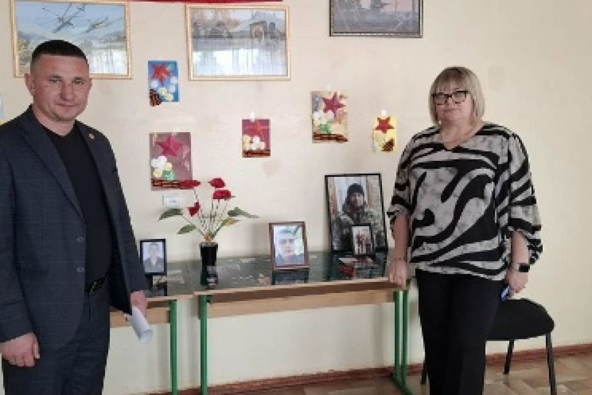 Партийцы из Чебаркульского округа наладили мосты дружбы с Донбассом