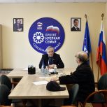 Депутаты провели приёмы граждан по личным вопросам