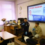 Просветительские занятия по медицине прошли в образовательных учреждениях ЮЗАО