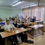 Для учеников Иркутской школы «Единая Россия» провела урок, приуроченный ко Дню экологических знаний