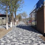 Партийный десант контролирует благоустройство общественных пространств и капитальный ремонт школ