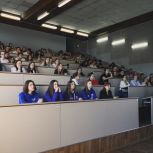 О перспективах молодых медиков поговорили студенты ИГМУ с Артёмом Лобковым