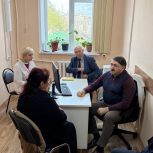 Депутат Госдумы Джамаладин Гасанов взял на контроль ситуацию с обеспечением больницы в зоне подтопления