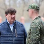 В преддверии светлого праздника Пасхи Юрий Клепиков посетил военный госпиталь