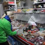 В центре внимания «Единой России» Губкинского – продажа контрафактной молочной продукции и табачных изделий в продуктовых магазинах