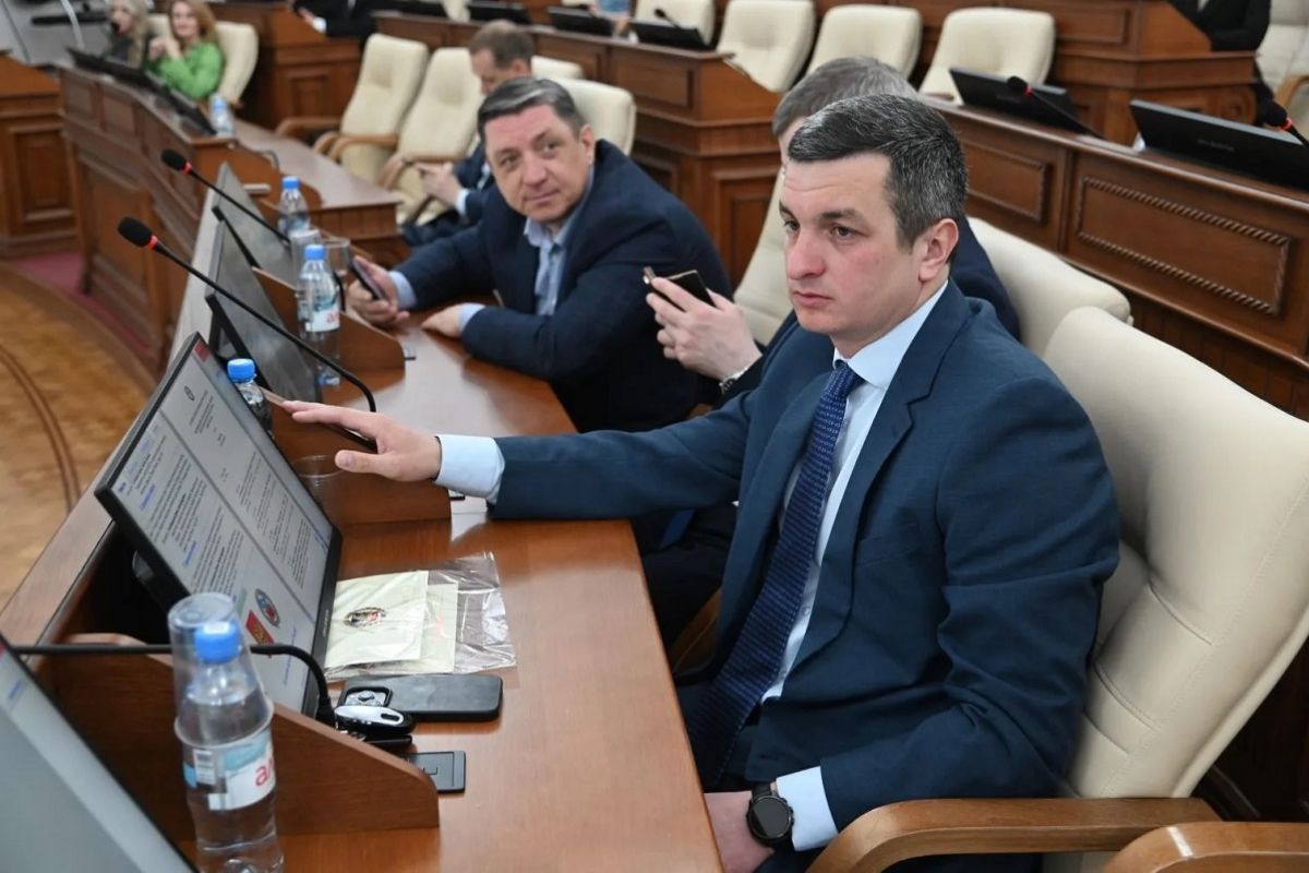 «Единая Россия» поставила вопрос о смене мусорного оператора в Славгородской зоне