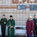 В Бураевском районе открыли мемориальную доску и Парту Героя, посвященных погибшим землякам