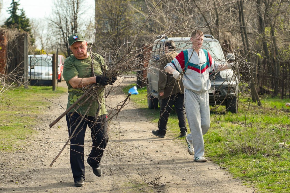 Субботники «Единой России» проходят по всей Республике