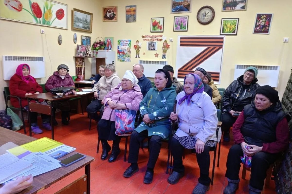 в Чебаркульском округе партийцы собрали наказы жителей Нижних Карасей