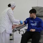 «Единая Россия» в Грозном поддержала всероссийскую акцию «Код донора. Единство народов России» в Национальный день донора