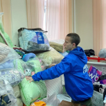 «Молодая Гвардия Единой России» передала гуманитарную помощь жителям Сызрани, пострадавшим в результате атаки вражеских БПЛА