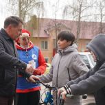 В Азнакаево провели несколько акций по теме безопасности детей на дорогах