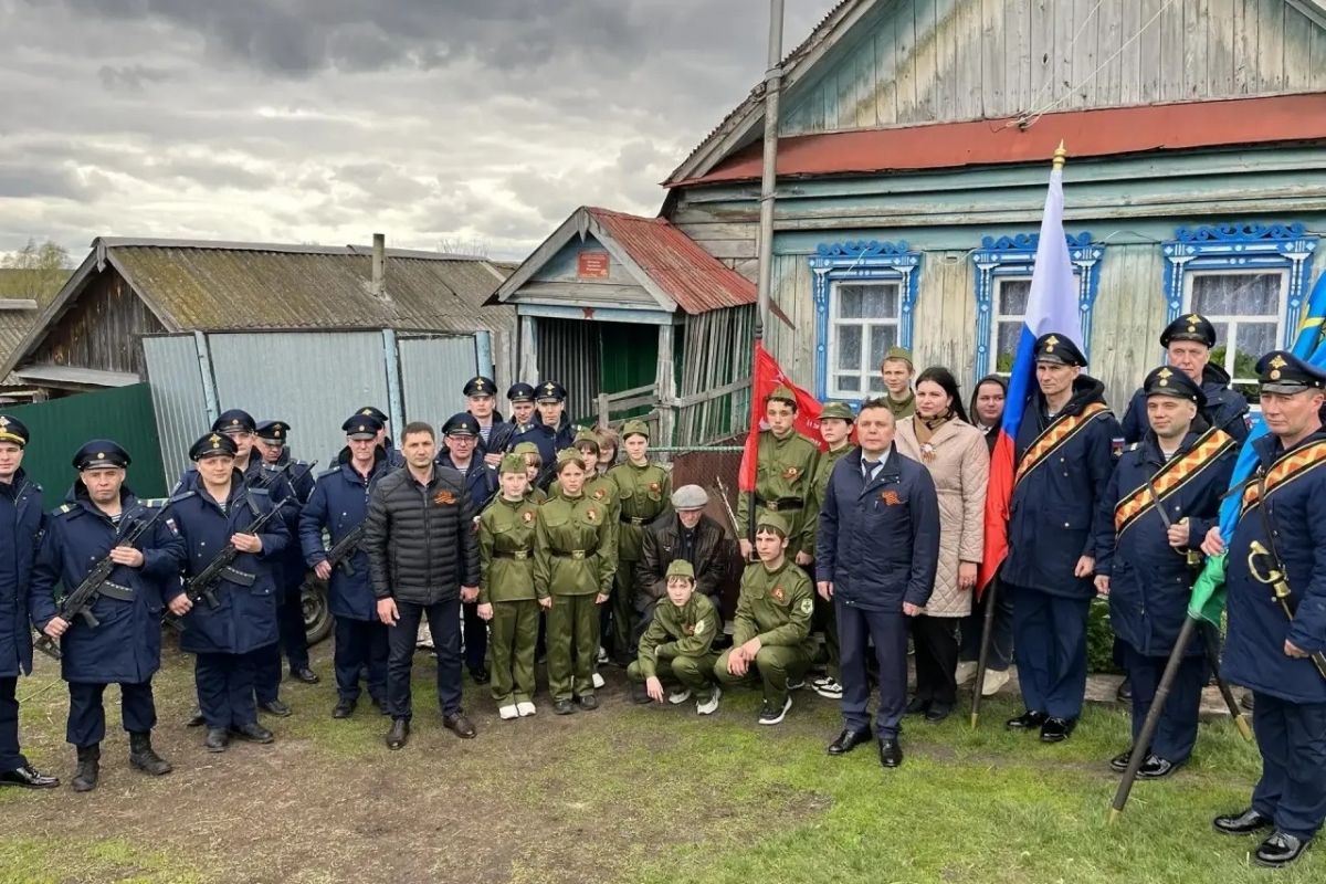 В Ульяновской области «Единая Россия» проводит «Парады у дома ветерана»